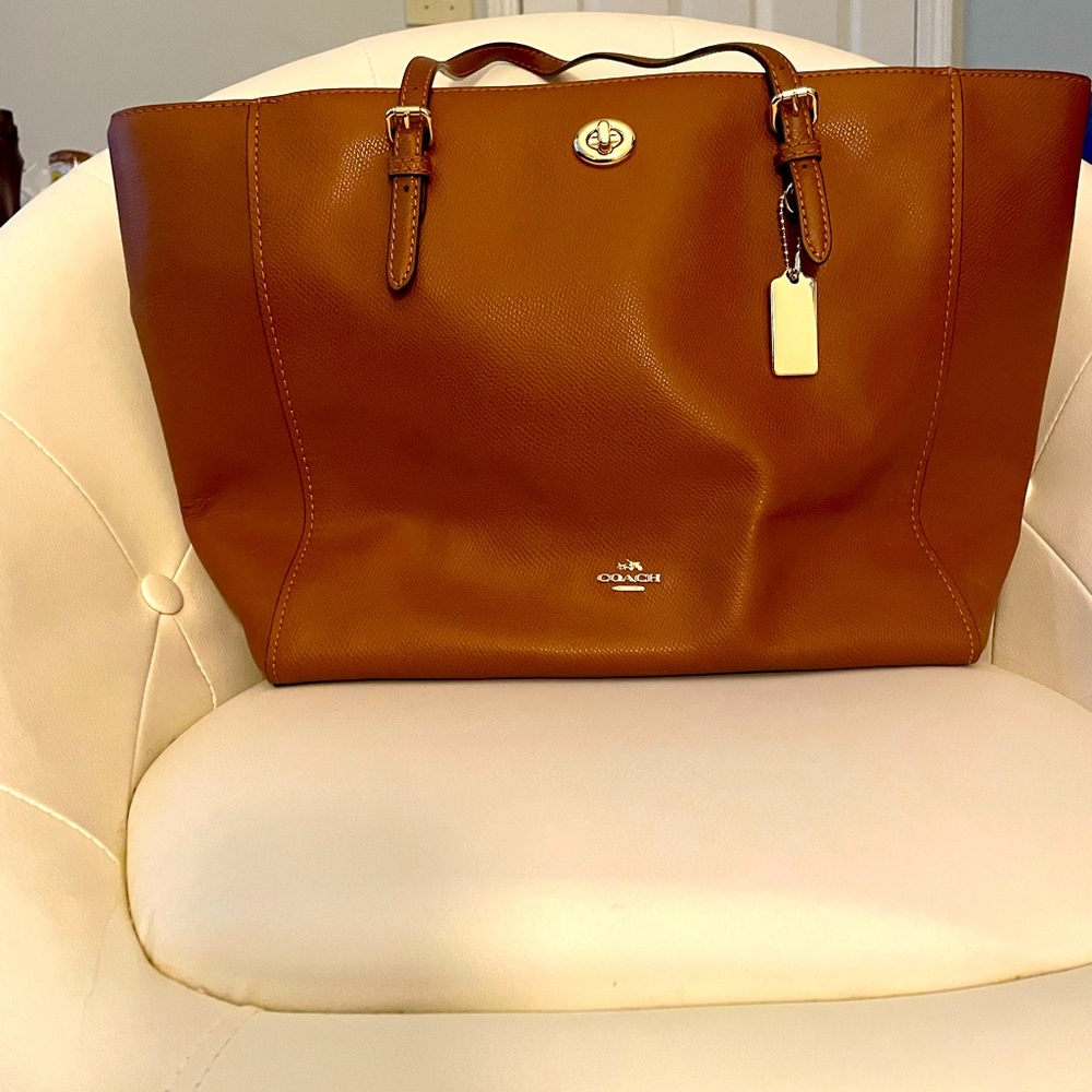 Coach chestnut Brown large leather tote.